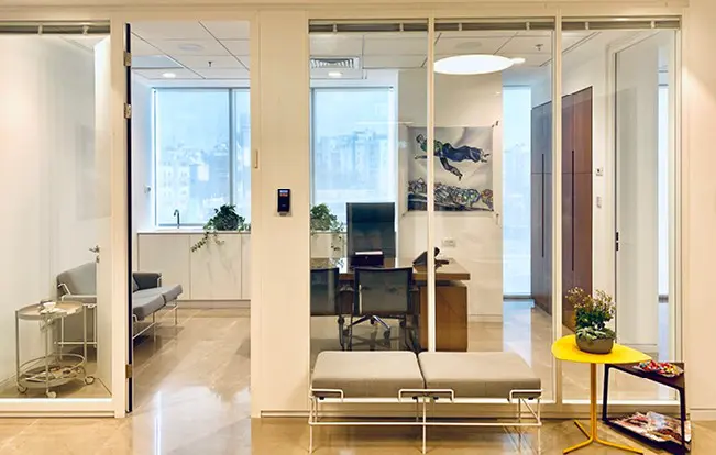 ד״ר אהרון עמיר קליניקה